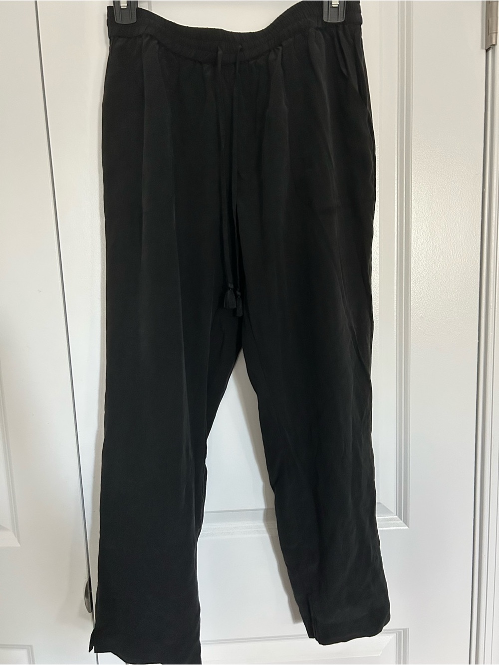 Joie 100% Black Silk Cropped Pants